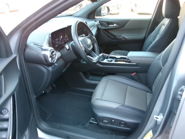 Used 2026 Chevrolet Equinox LT w/ Convenience Package II FWD image 20