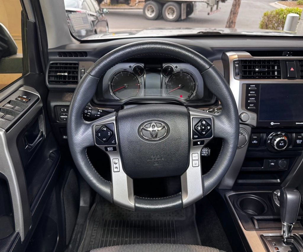 Certified 2023 Toyota 4Runner SR5 AWD/4WD image 21
