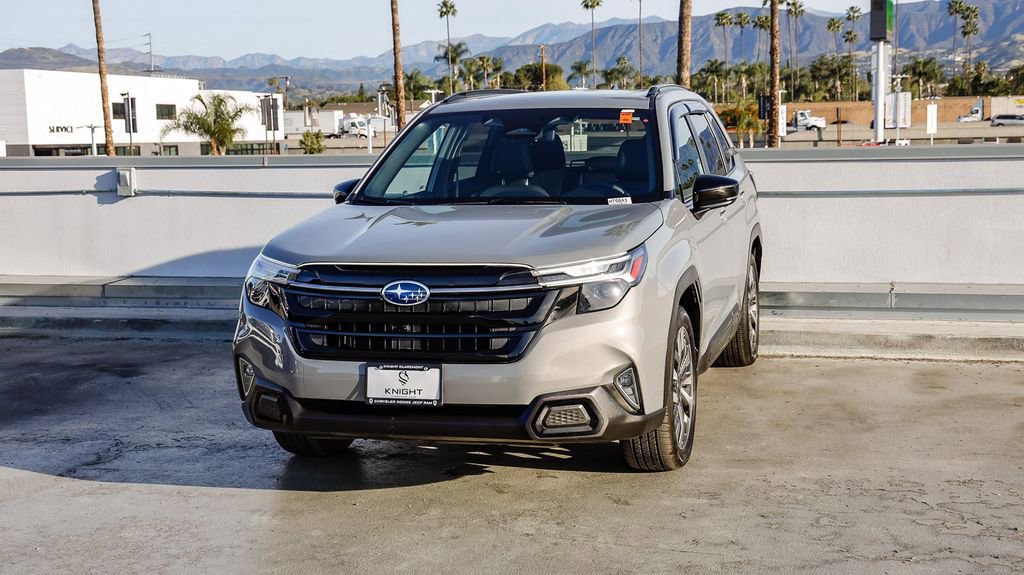 Used 2025 Subaru Forester Touring w/ Popular Package - Touring image 4