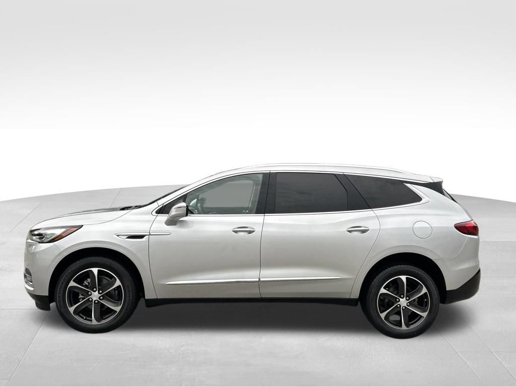 Used 2021 Buick Enclave Essence w/ Sport Touring Edition FWD image 2