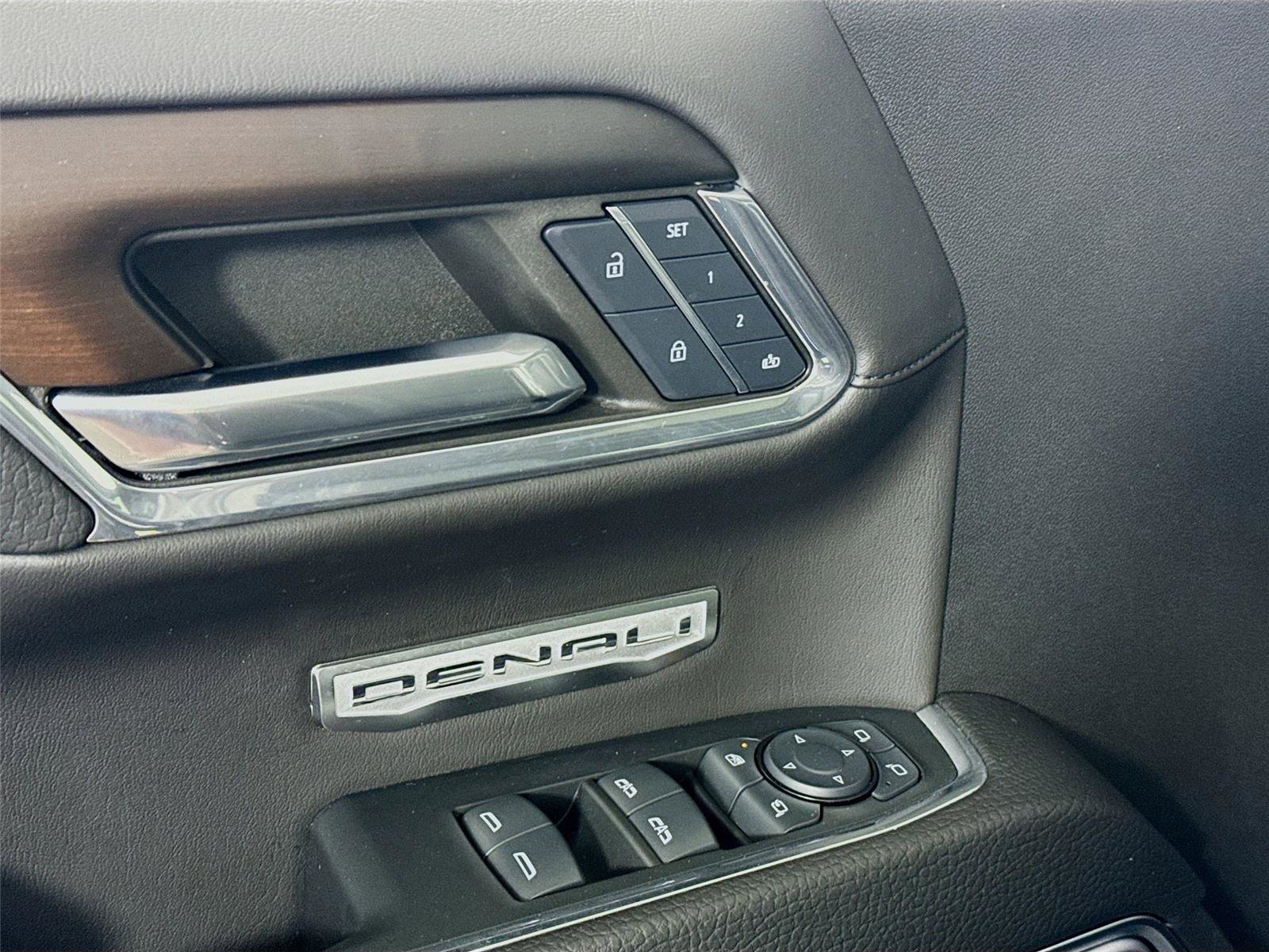 Used 2024 GMC Sierra 1500 Denali w/ Denali Reserve Package image 13