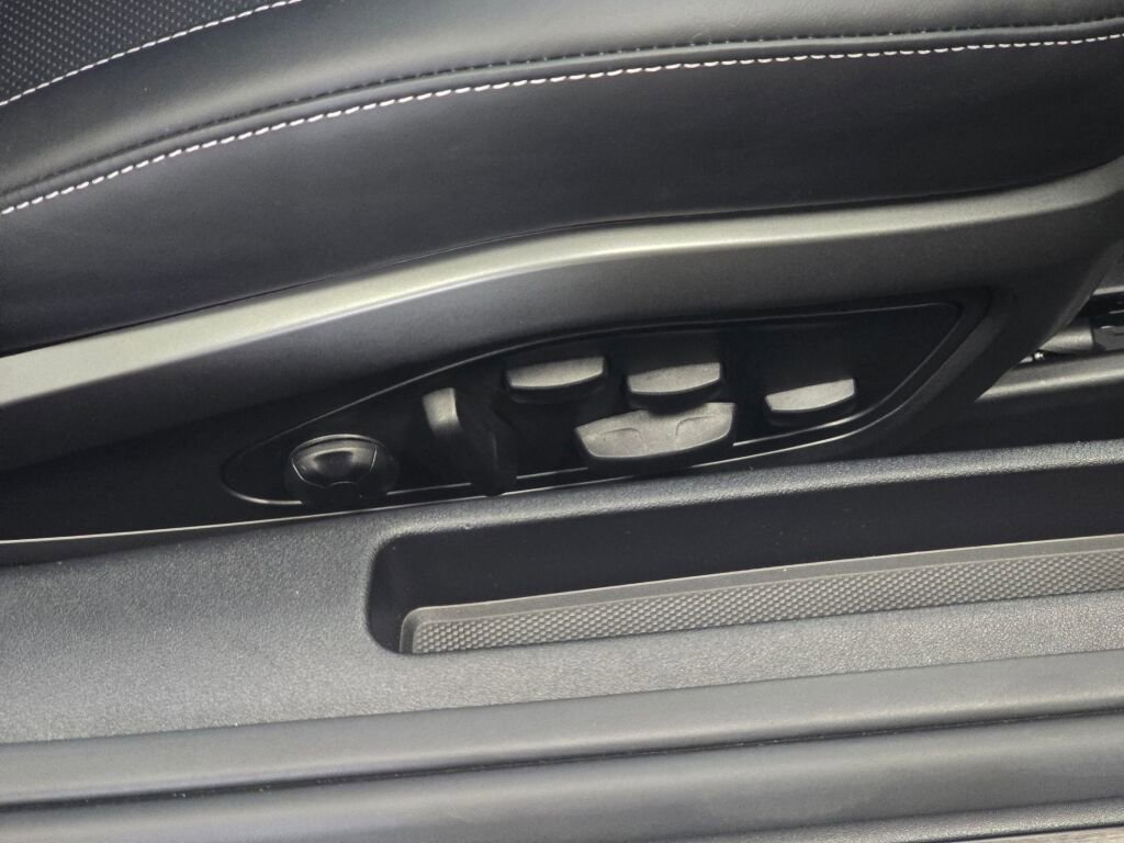 Certified 2023 Porsche 911 Targa 4 GTS image 25