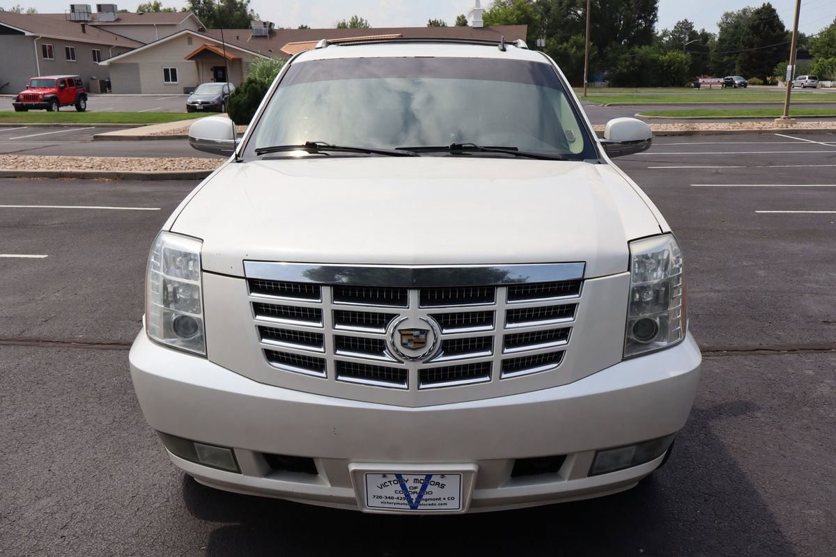 Used 2012 Cadillac Escalade EXT Luxury image 14