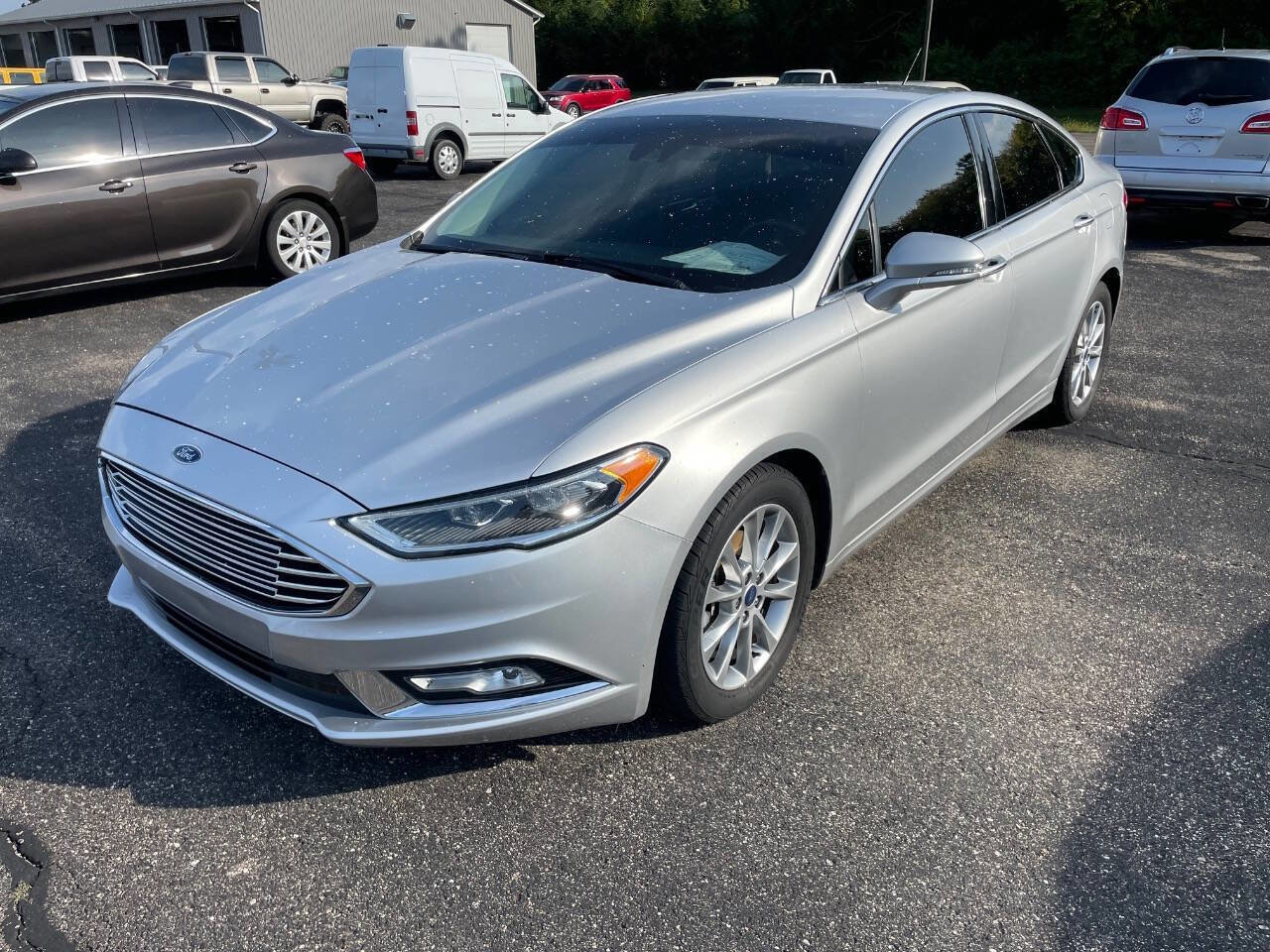 Used 2017 Ford Fusion SE w/ Fusion SE Technology Package