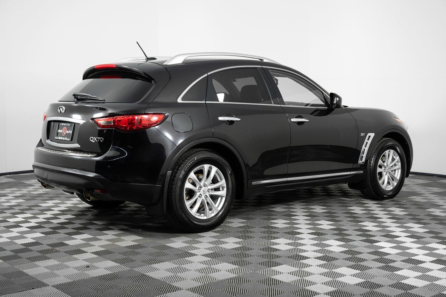 Used 2014 INFINITI QX70 AWD w/ Premium Package image 8