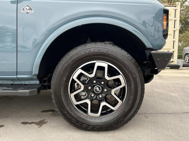 Used 2022 Ford Bronco Outer Banks image 8