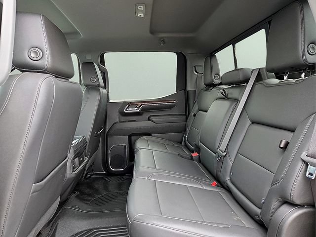 Used 2023 Chevrolet Silverado 1500 LT Trail Boss w/ Convenience Package II AWD/4WD image 13
