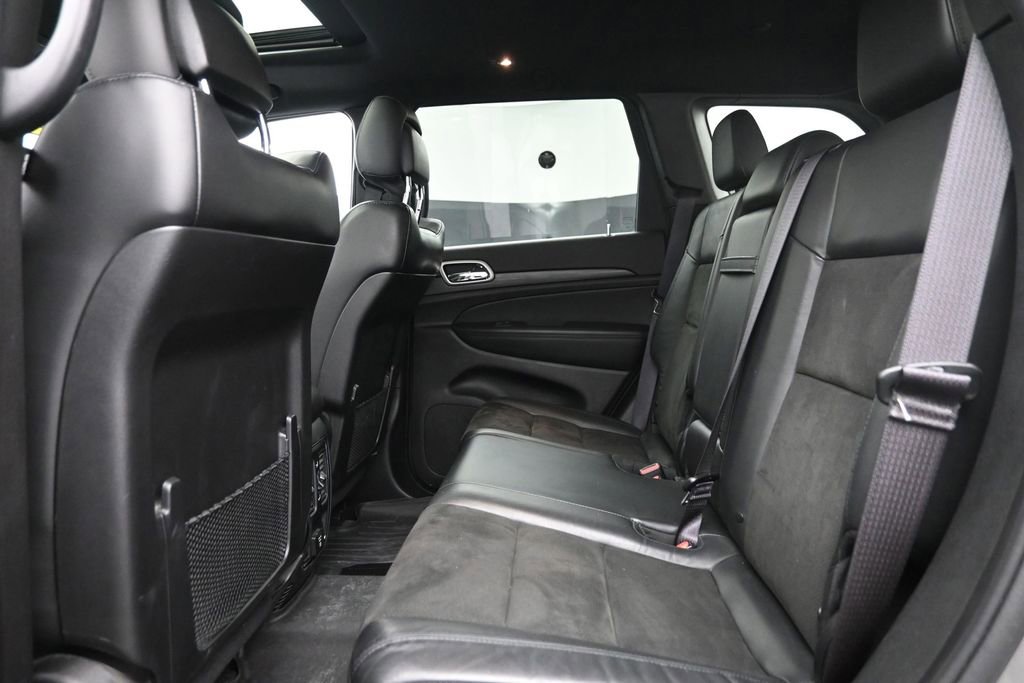 Used 2021 Jeep Grand Cherokee Laredo X AWD/4WD image 11