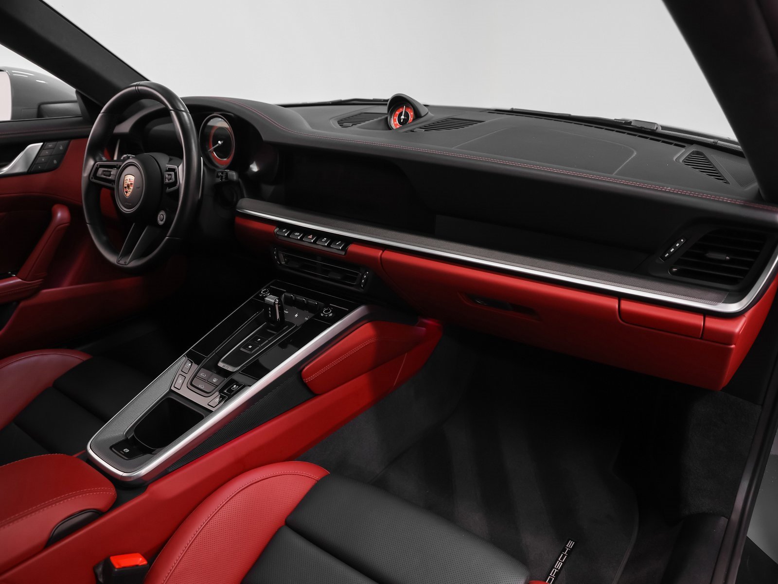 Used 2023 Porsche 911 Turbo image 34