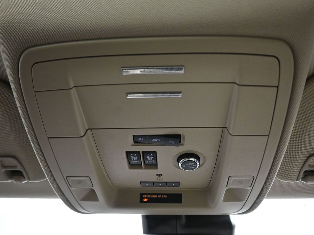 Used 2020 GMC Yukon Denali image 26