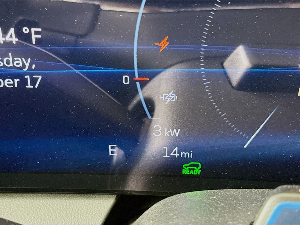 New 2026 Cadillac Optiq Luxury 1 image 12