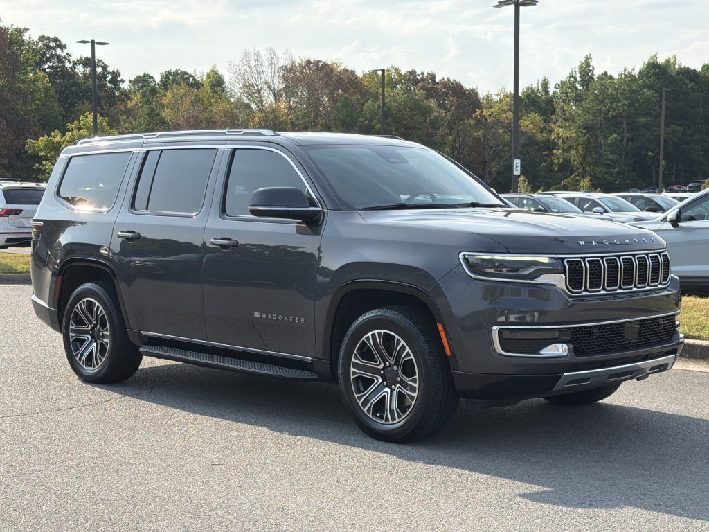 Used 2022 Jeep Wagoneer Series III w/ Flexible Seating Group RWD image 7