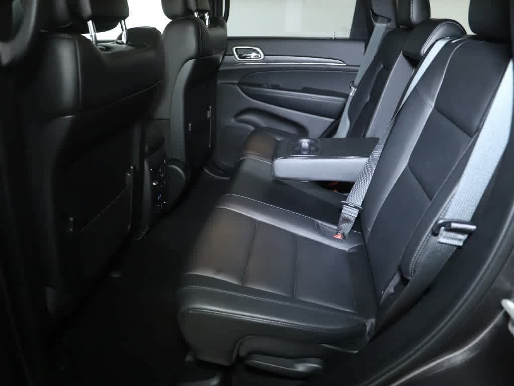 Used 2020 Jeep Grand Cherokee Limited AWD/4WD image 14