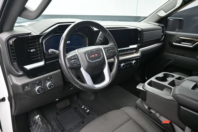 Used 2022 GMC Sierra 1500 SLE AWD/4WD image 12