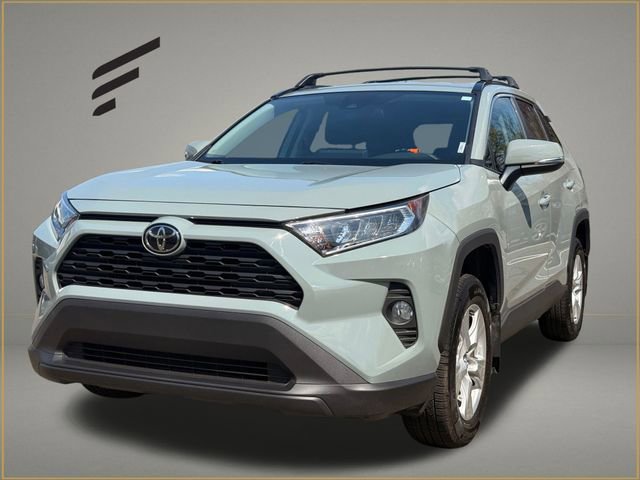 Used 2021 Toyota RAV4 XLE image 1