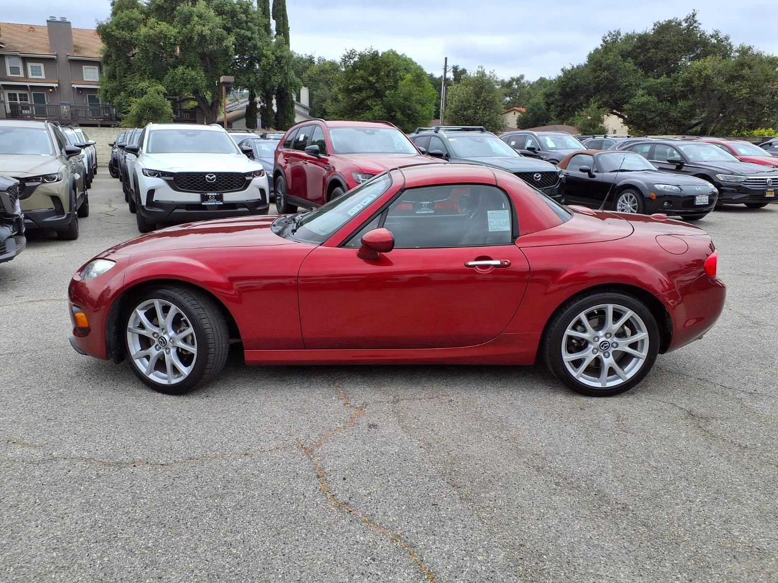 Used 2015 MAZDA MX-5 Miata Grand Touring w/ Premium Package RWD image 3