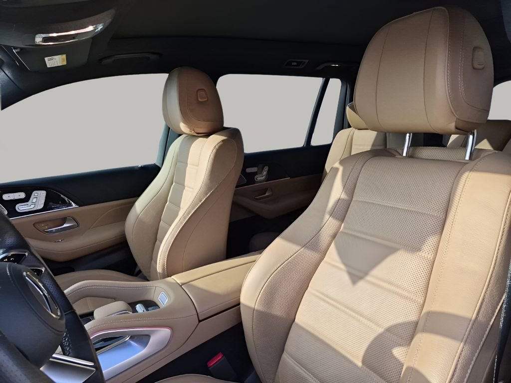 Used 2024 Mercedes-Benz GLS 450 4MATIC image 30