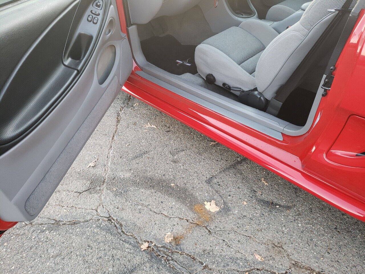 Used 1994 Ford Mustang GT RWD image 17