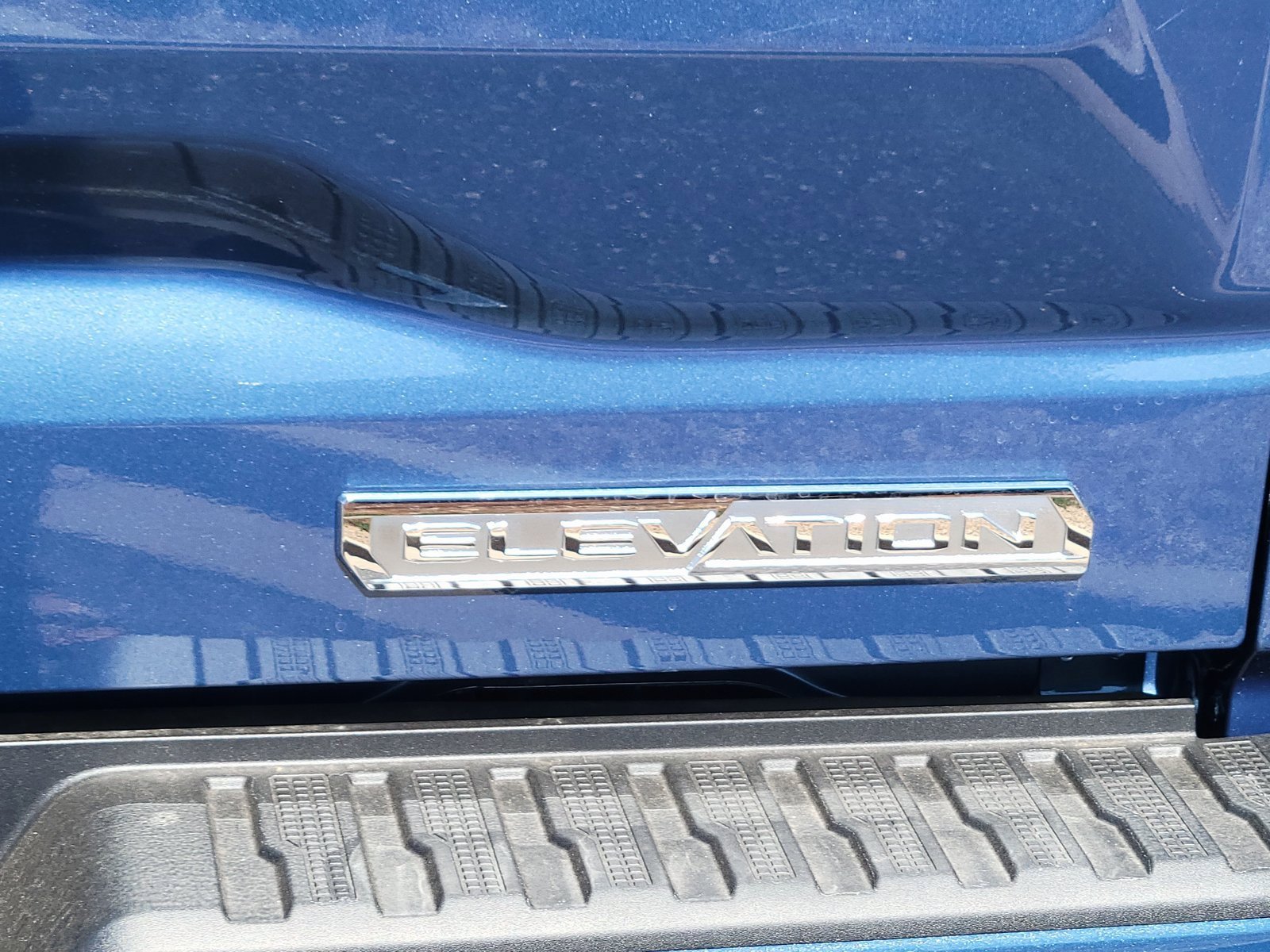 New 2026 GMC Sierra 1500 Elevation image 10