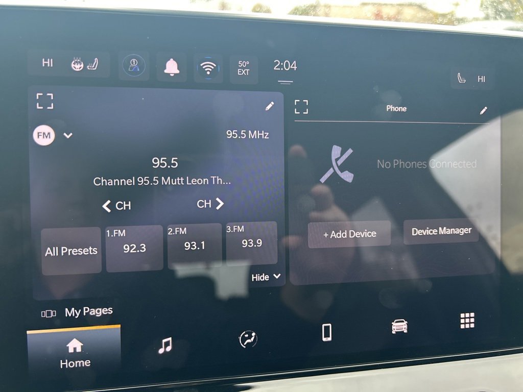 Used 2024 Jeep Compass Limited image 23