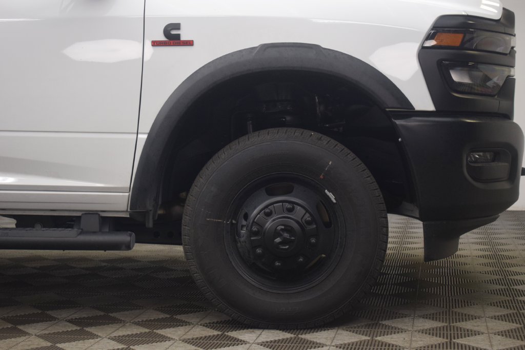 New 2026 RAM 3500 Tradesman AWD/4WD image 6