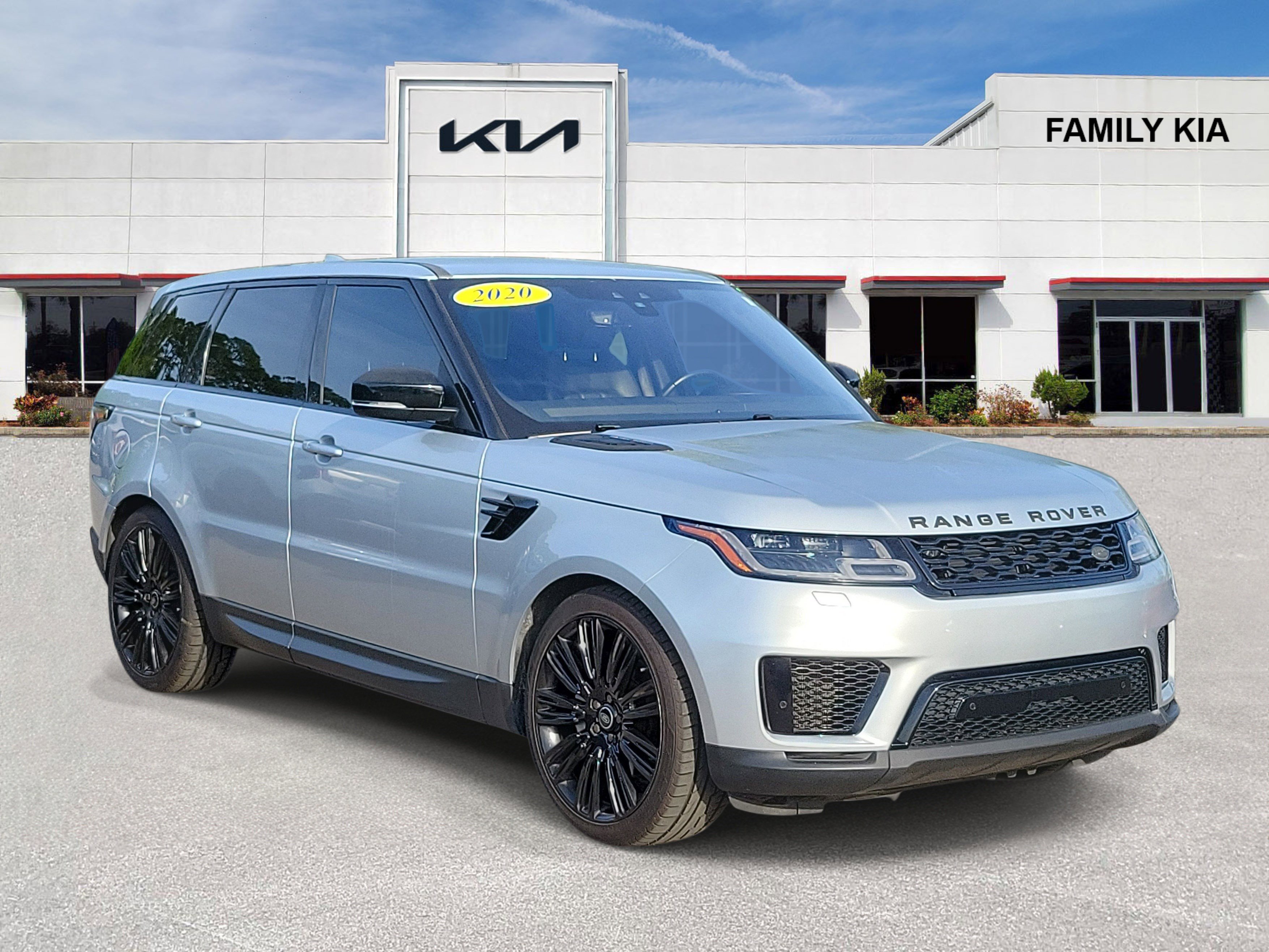 Used 2020 Land Rover Range Rover Sport SE image 1