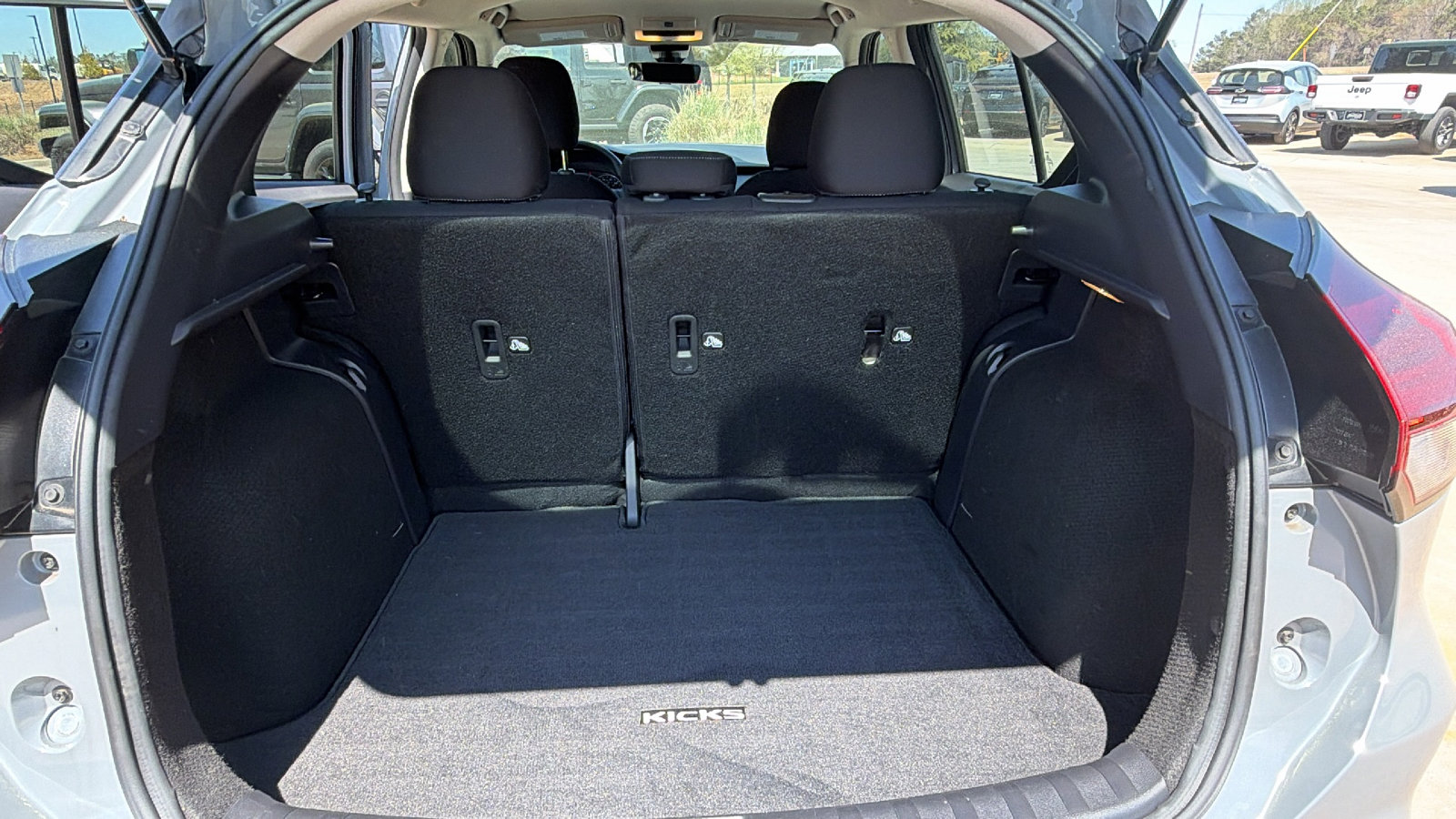 Used 2024 Nissan Kicks SV w/ Interior Electronics Package image 13