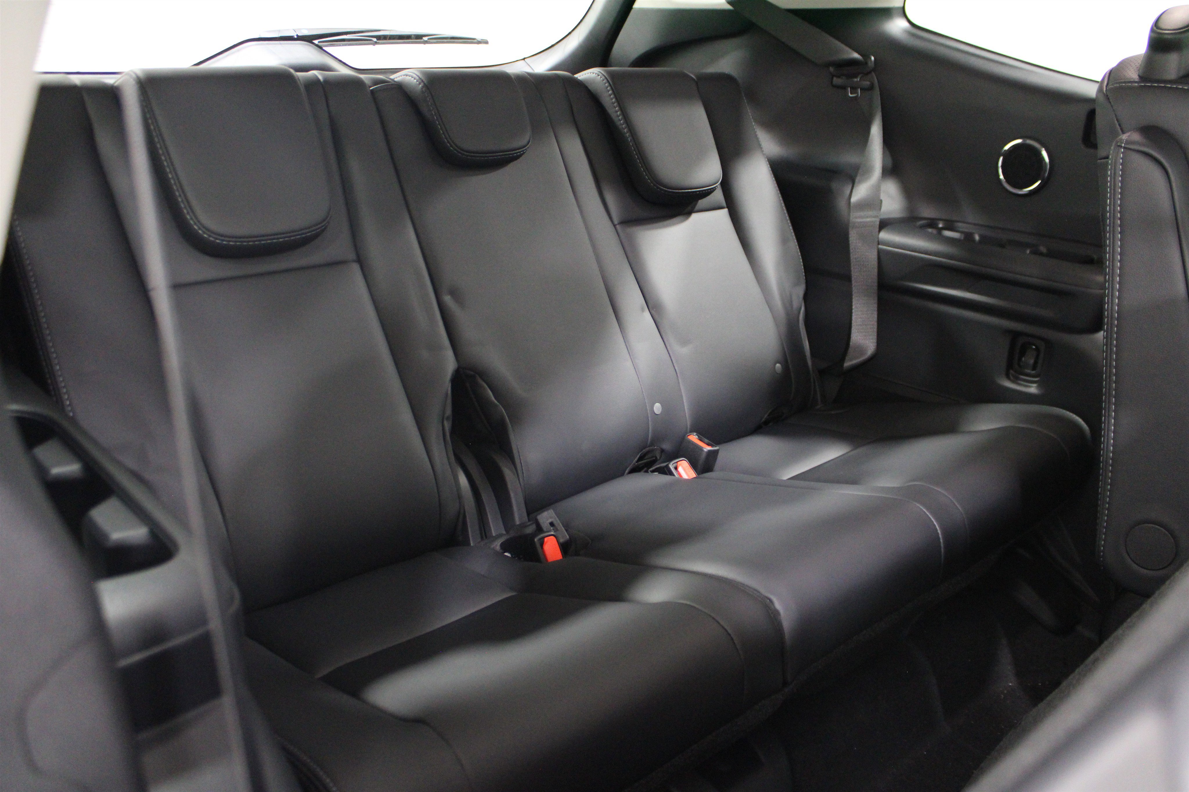 New 2025 Subaru Ascent Limited image 24