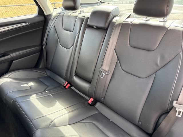 Used 2016 Ford Fusion Energi Titanium FWD image 19