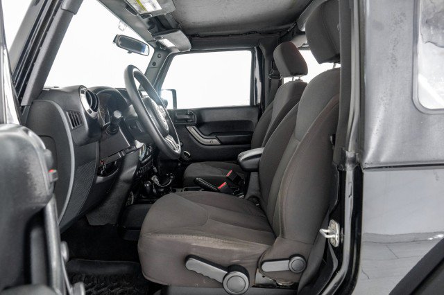 Used 2015 Jeep Wrangler Sport w/ Mopar Black Appearance Group AWD/4WD image 22