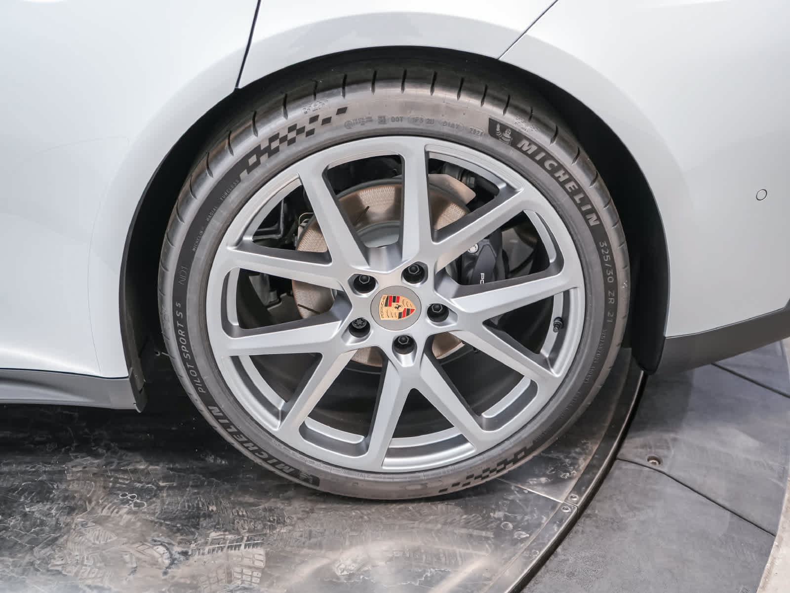New 2026 Porsche Panamera RWD image 13