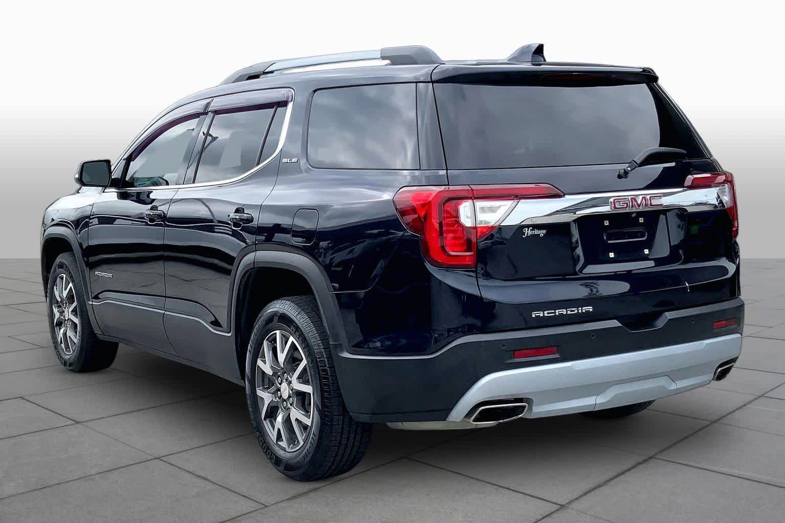 Used 2021 GMC Acadia SLE w/ Driver Convenience Package FWD image 12