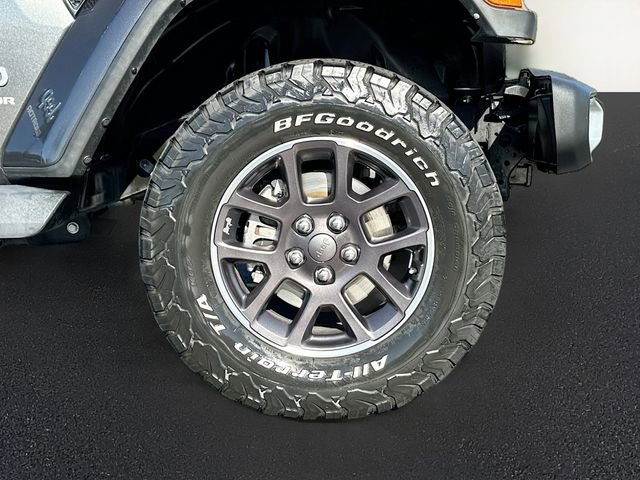 Used 2021 Jeep Gladiator Overland image 30