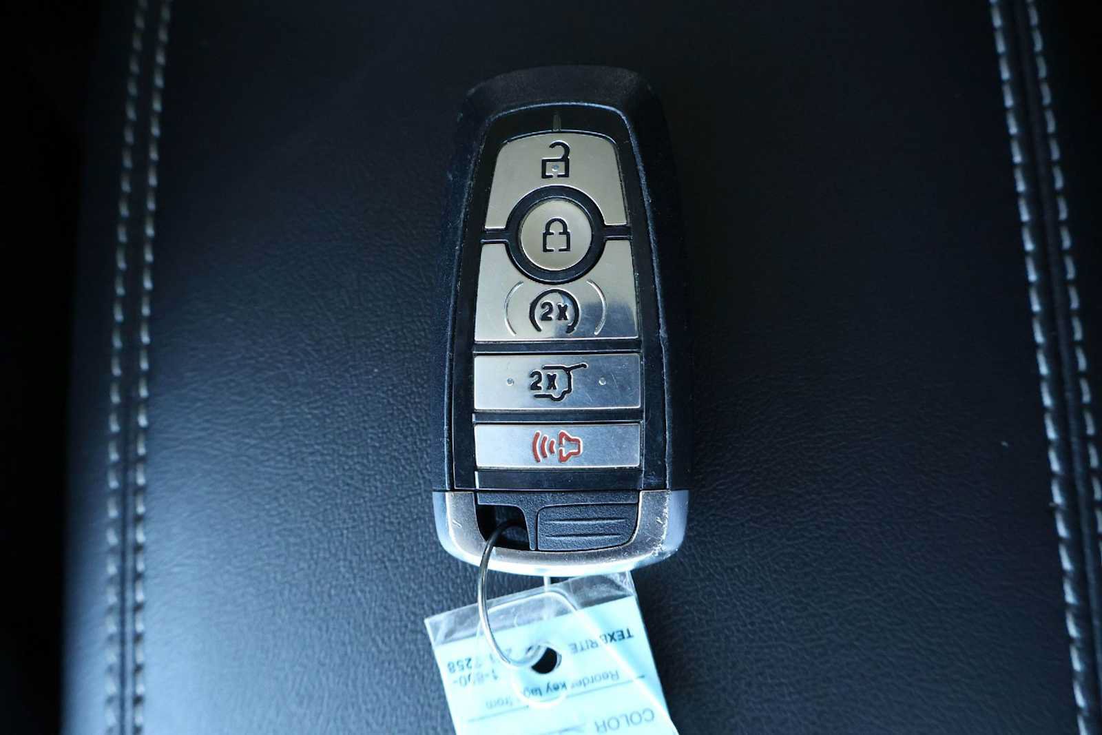 Used 2024 Ford Edge Titanium AWD/4WD image 20