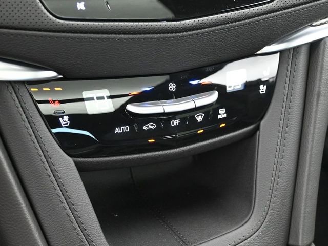 New 2026 Cadillac XT5 Sportv w/ LPO, Onyx Lite Package image 21