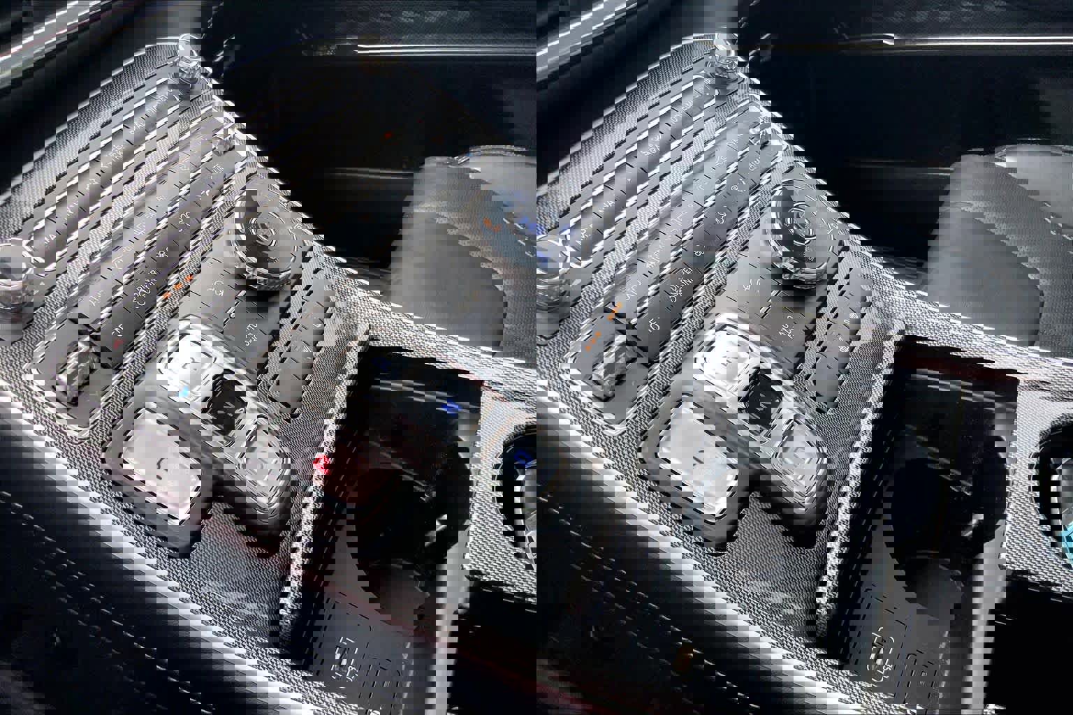 Used 2021 Hyundai Santa Fe SEL Premium image 16