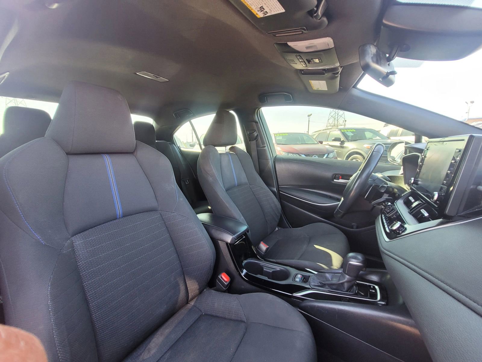 Used 2022 Toyota Corolla SE image 14