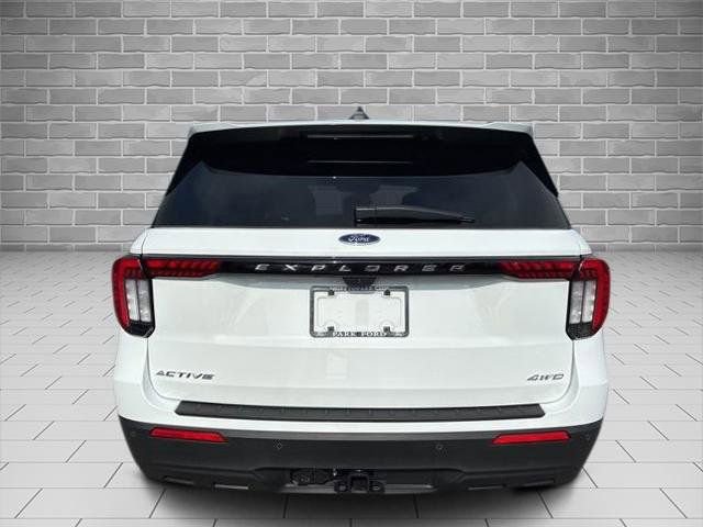 Certified 2025 Ford Explorer Active image 7