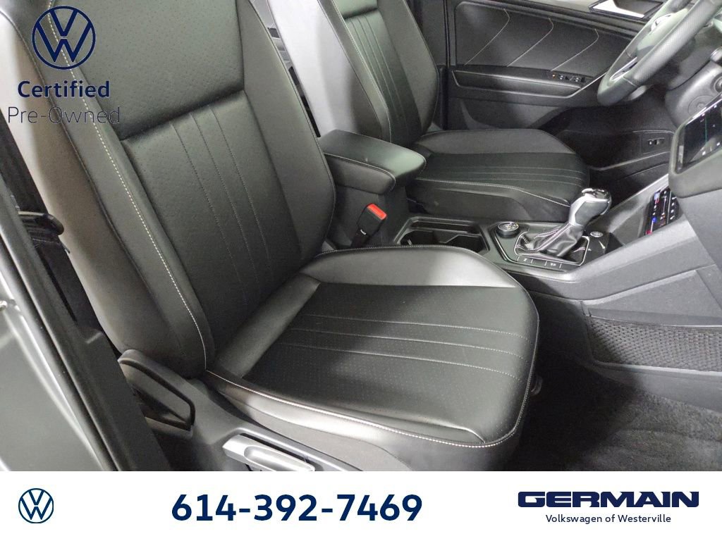 Used 2022 Volkswagen Tiguan SE R-Line image 31
