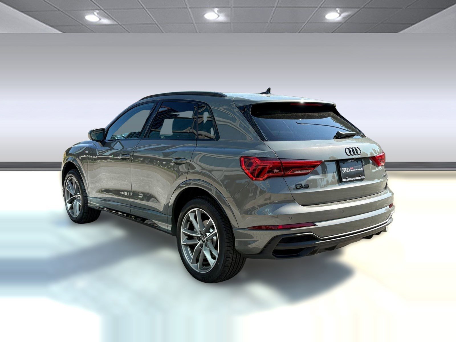 New 2025 Audi Q3 2.0T Premium image 3