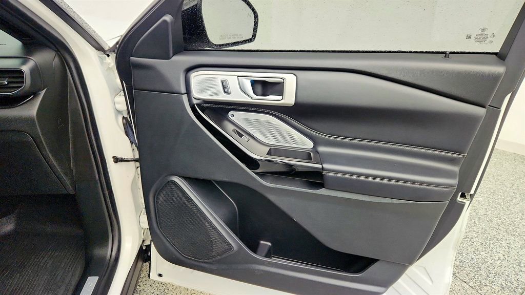 Used 2021 Ford Explorer ST w/ Equipment Group 401A image 28