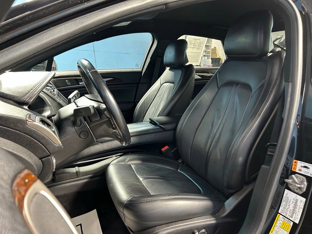 Used 2017 Lincoln MKZ Reserve image 17