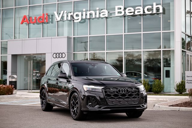 New 2025 Audi SQ7 Premium Plus