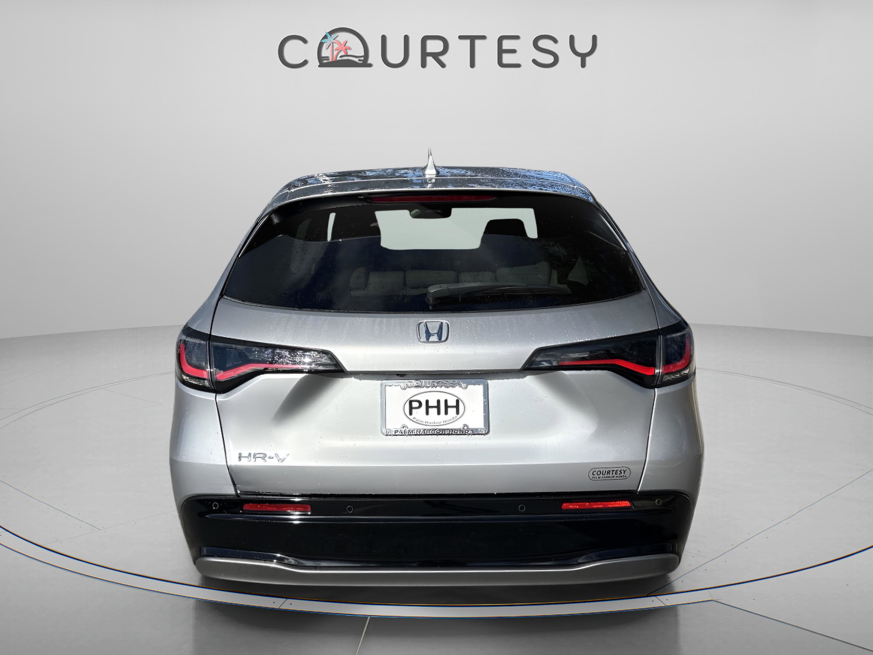 Used 2023 Honda HR-V EX-L image 7