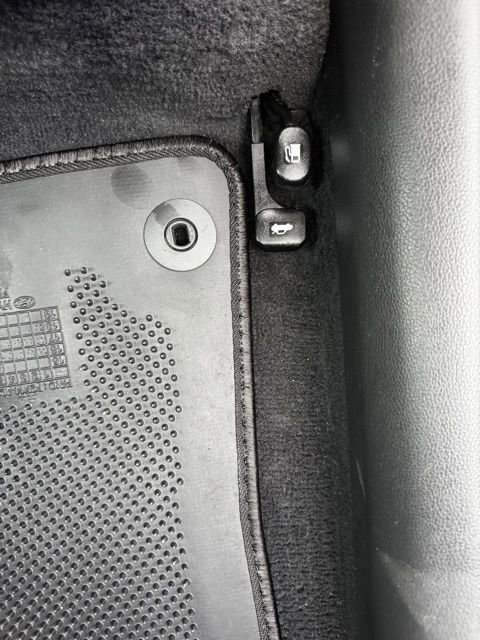 Used 2019 Hyundai Elantra SE w/ Cargo Package image 25