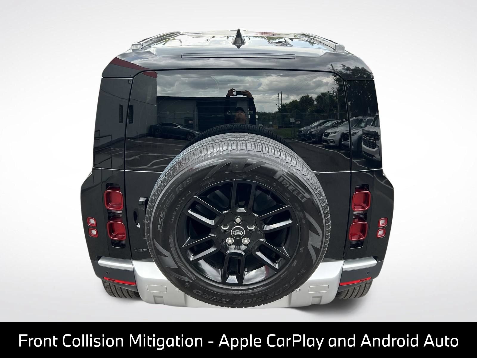 Used 2025 Land Rover Defender 110 S AWD/4WD image 11
