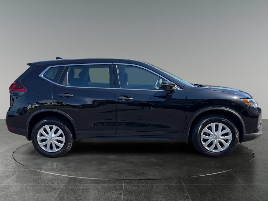 Used 2018 Nissan Rogue S AWD/4WD image 11