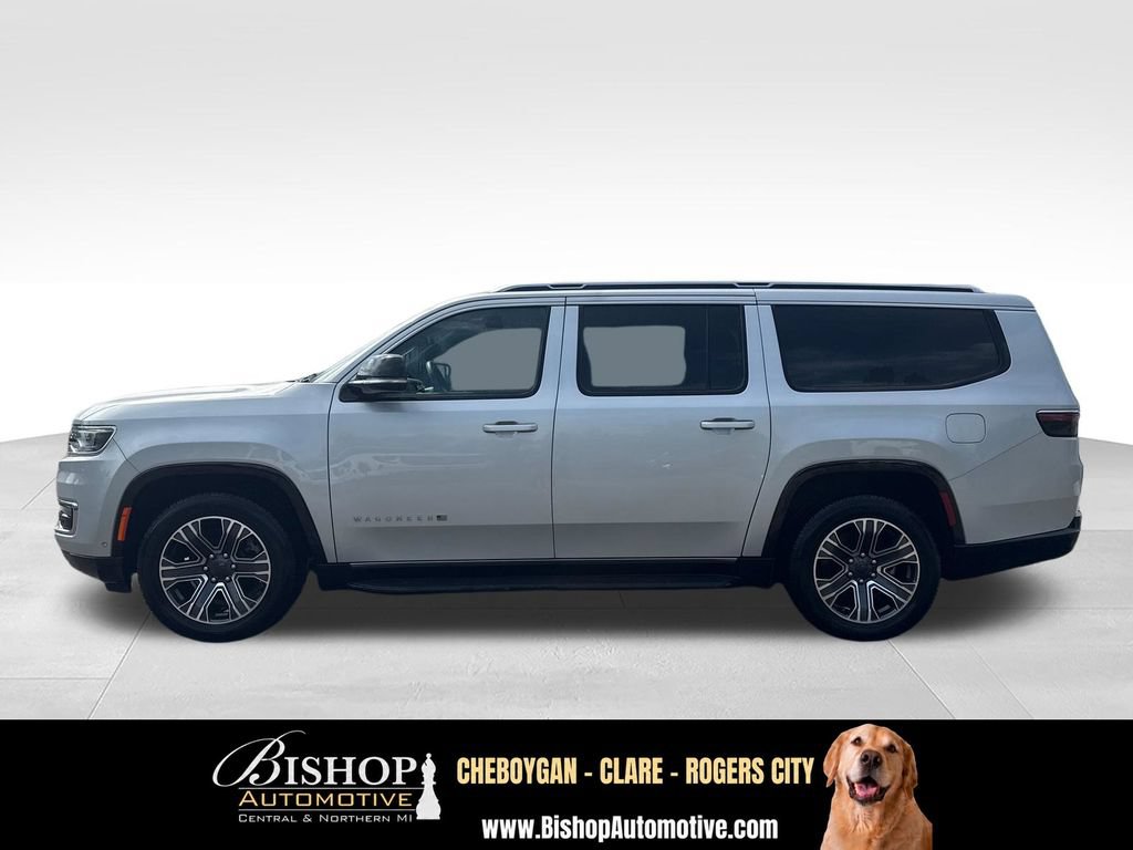 Used 2024 Jeep Wagoneer L Series II w/ Flexible Seating Group AWD/4WD image 8