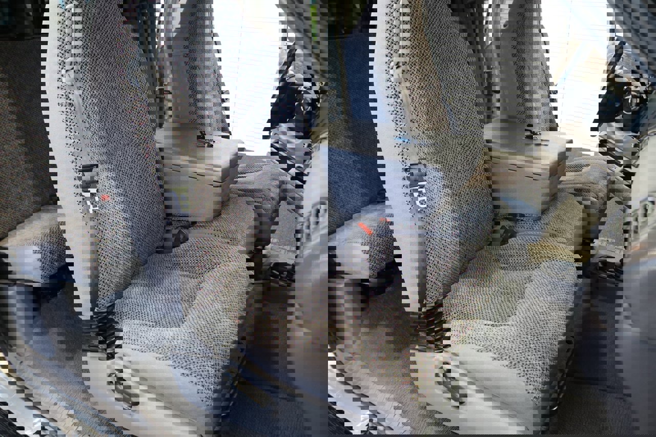 Used 1998 Dodge Ram 2500 Truck 4x4 Quad Cab image 17