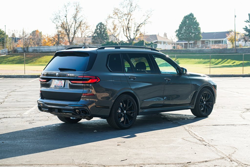 Certified 2025 BMW X7 M60i image 5